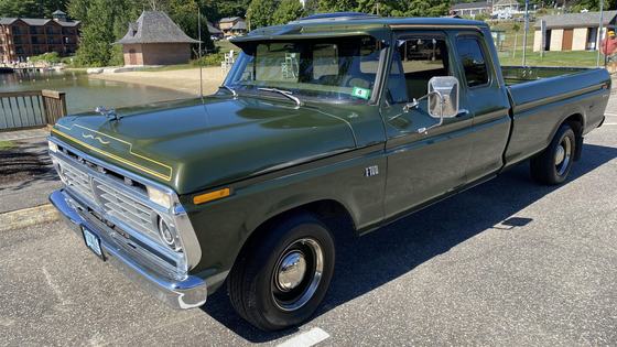 1975 Ford F-100 Custom SuperCab