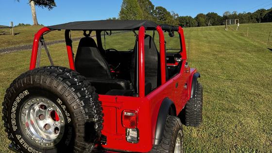 1986 Jeep CJ-7 by Chadaboon