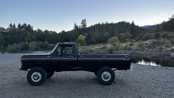 1977 Ford F-250 Custom 4x4