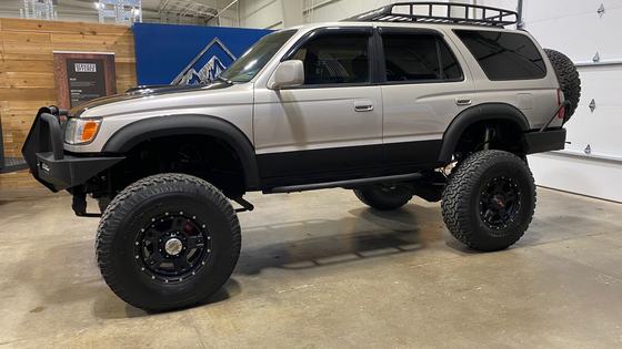 2000 Toyota 4Runner SR5 by AdventureMotors