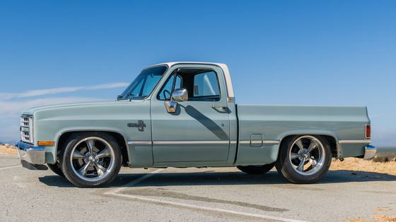 1987 GMC R1500 Pickup by SmithVolvo