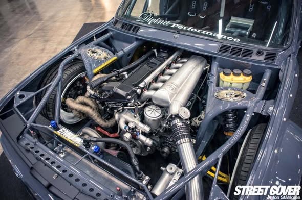 Dirty Thirty BMW E30 Drift Build by Daniel Lavman