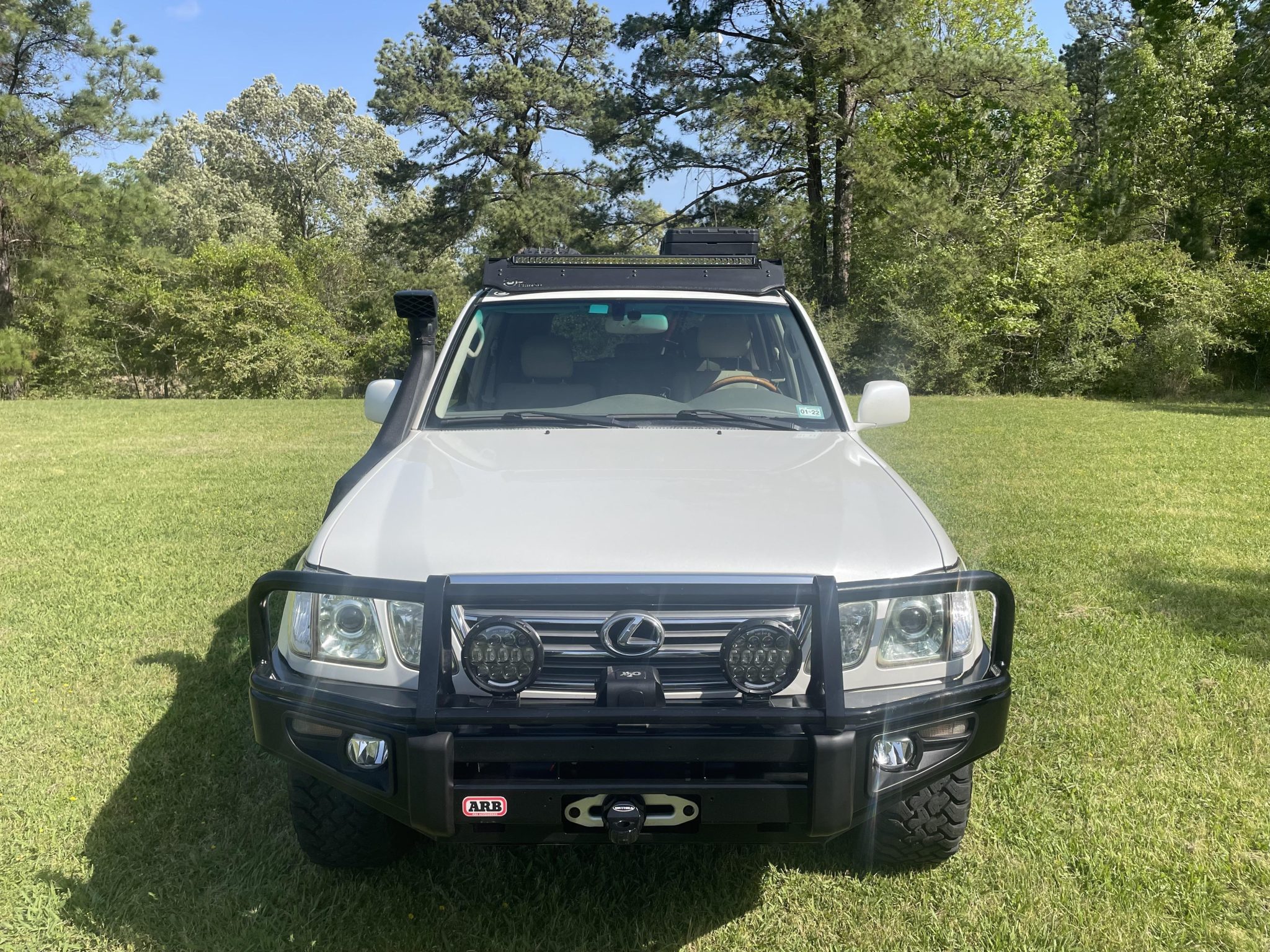 2004 Lexus LX470 by KadeNichs