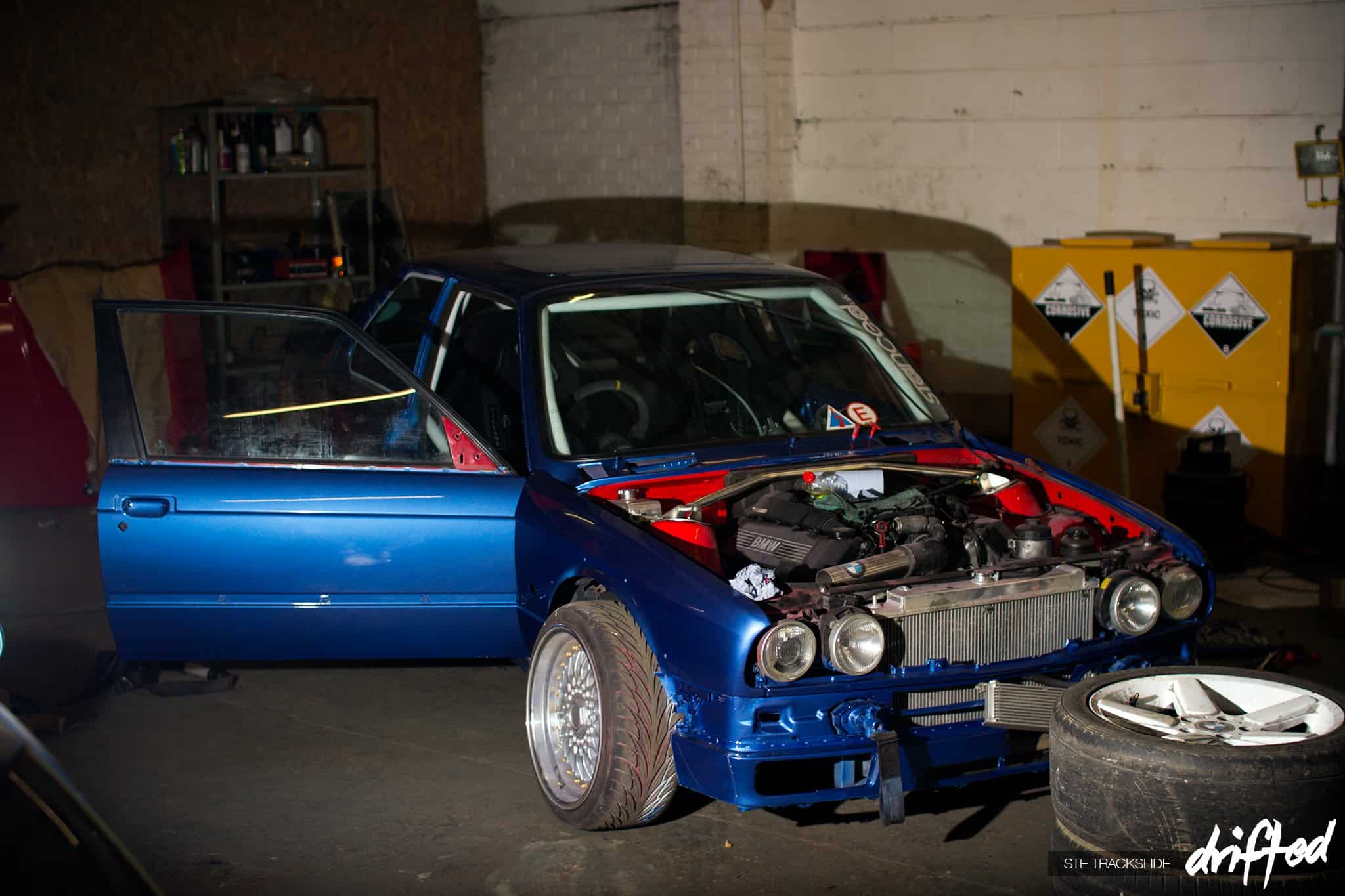 V8-Powered BMW E30 Drift Car