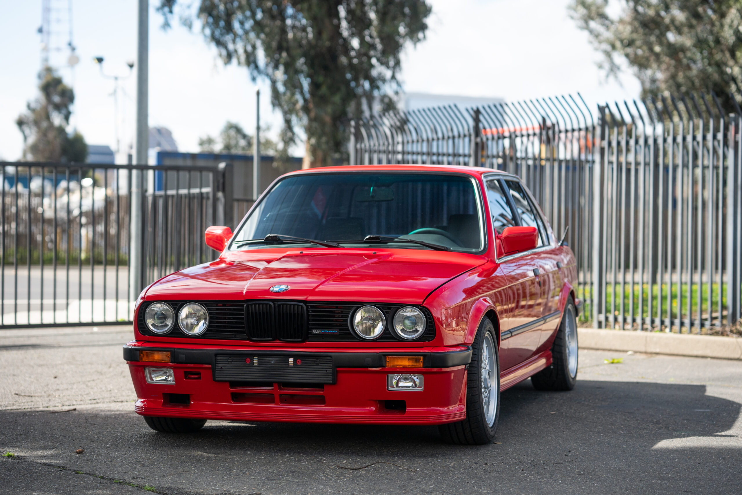 Mtech1 E30 Sedan by CAtuned