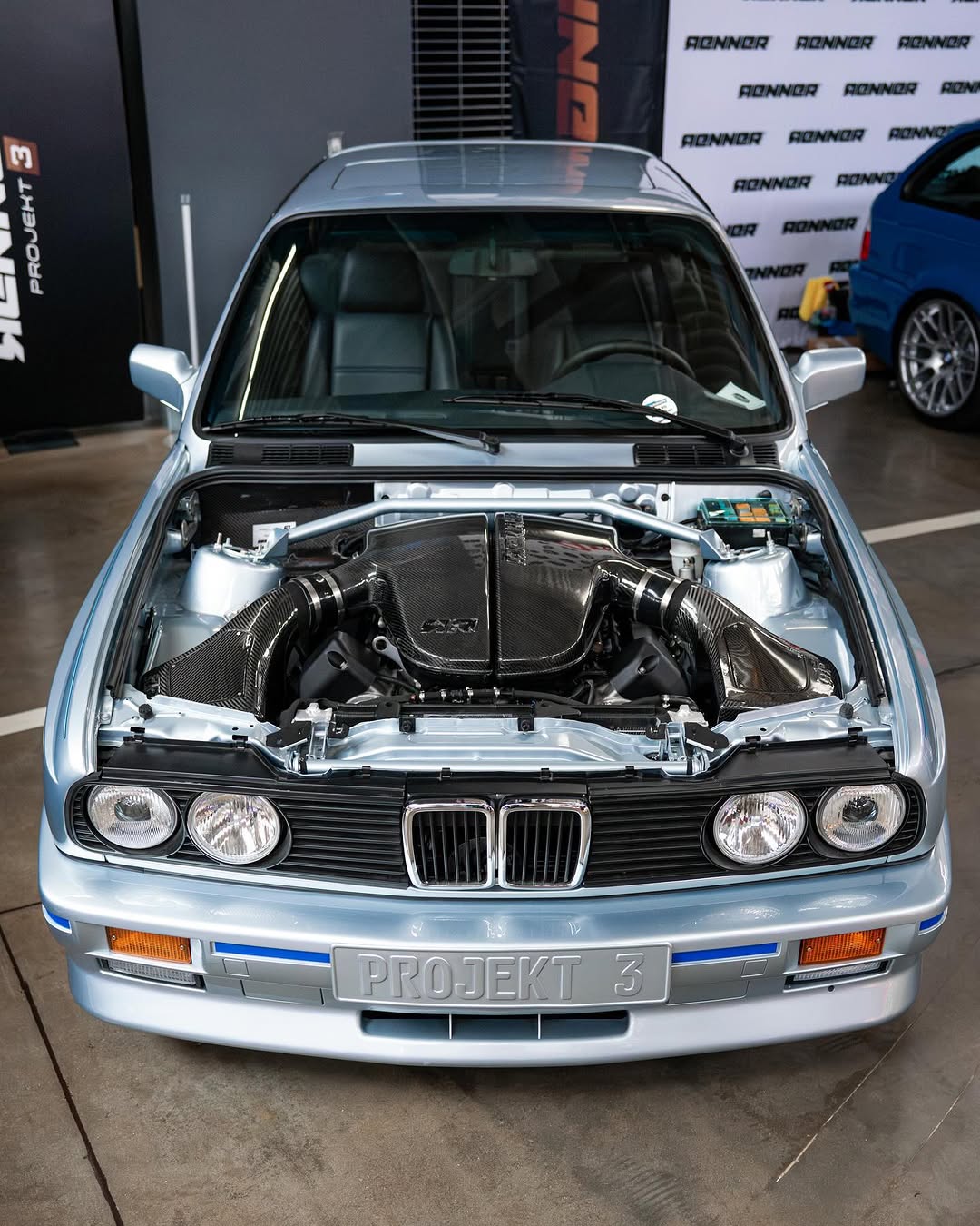 V10-Swapped BMW E30 M3 by Renner