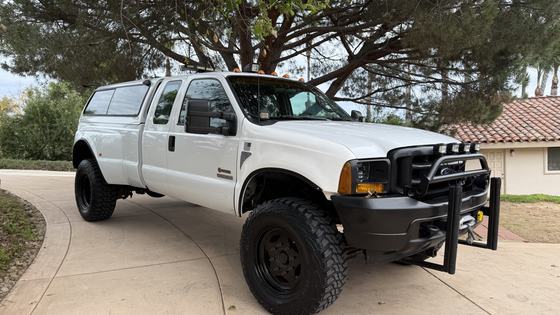 Modified 2003 Ford F-550 Super Duty 4x4