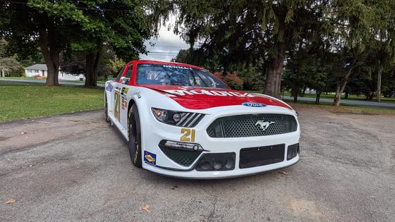 350ci GM V8 Ford Mustang NASCAR-Style Race Car
