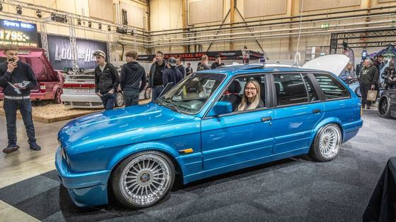 Supercharged BMW E30 Touring with Modern Touch