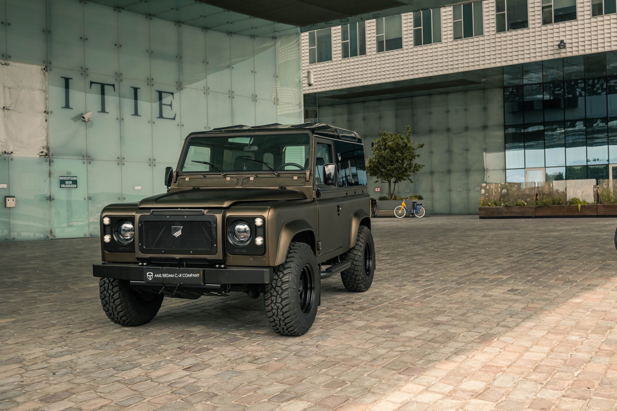 1985 Land Rover 90 V8 by Heritage Customs