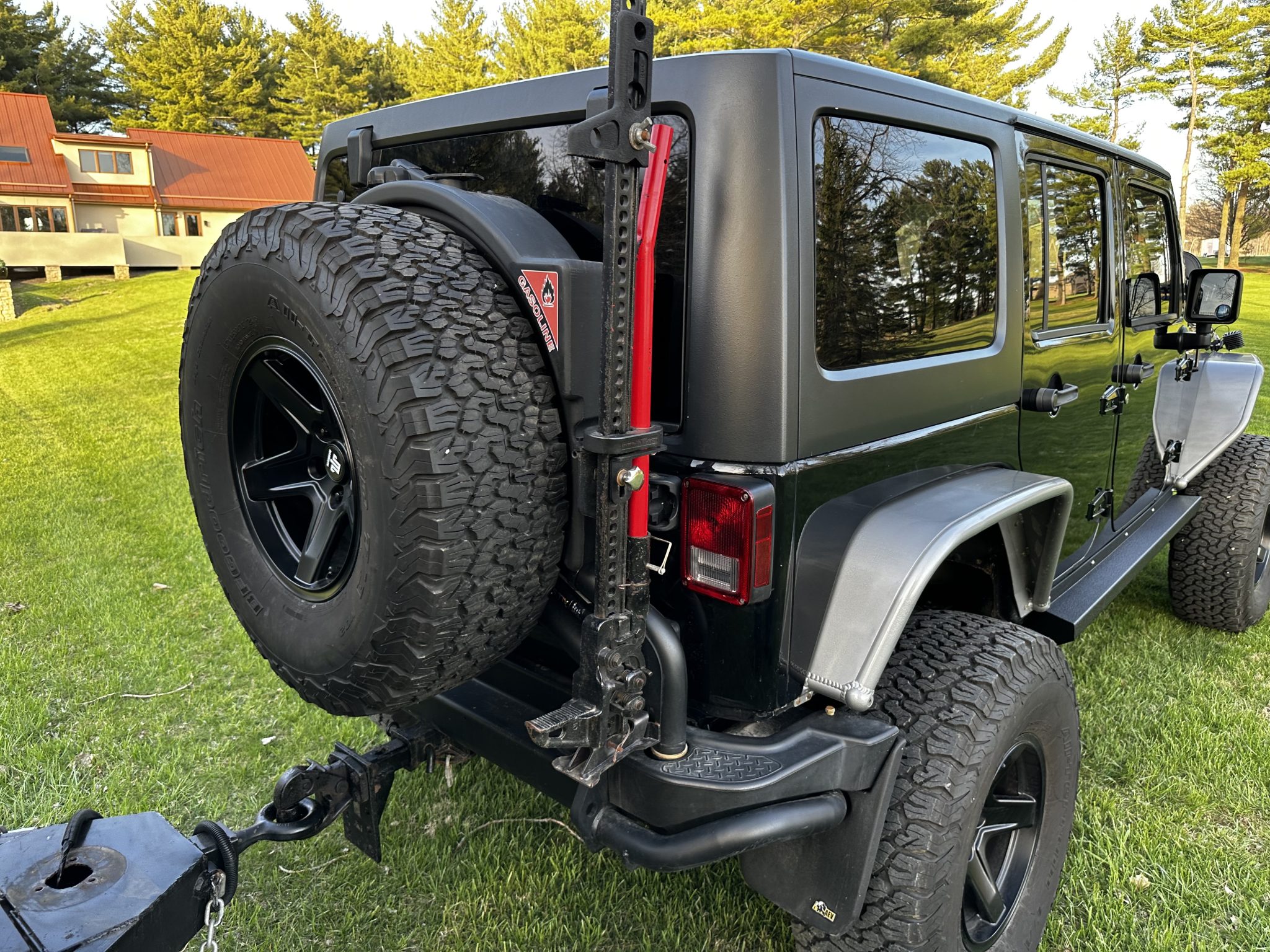 2013 Jeep Wrangler Unlimited Rubicon by guruman