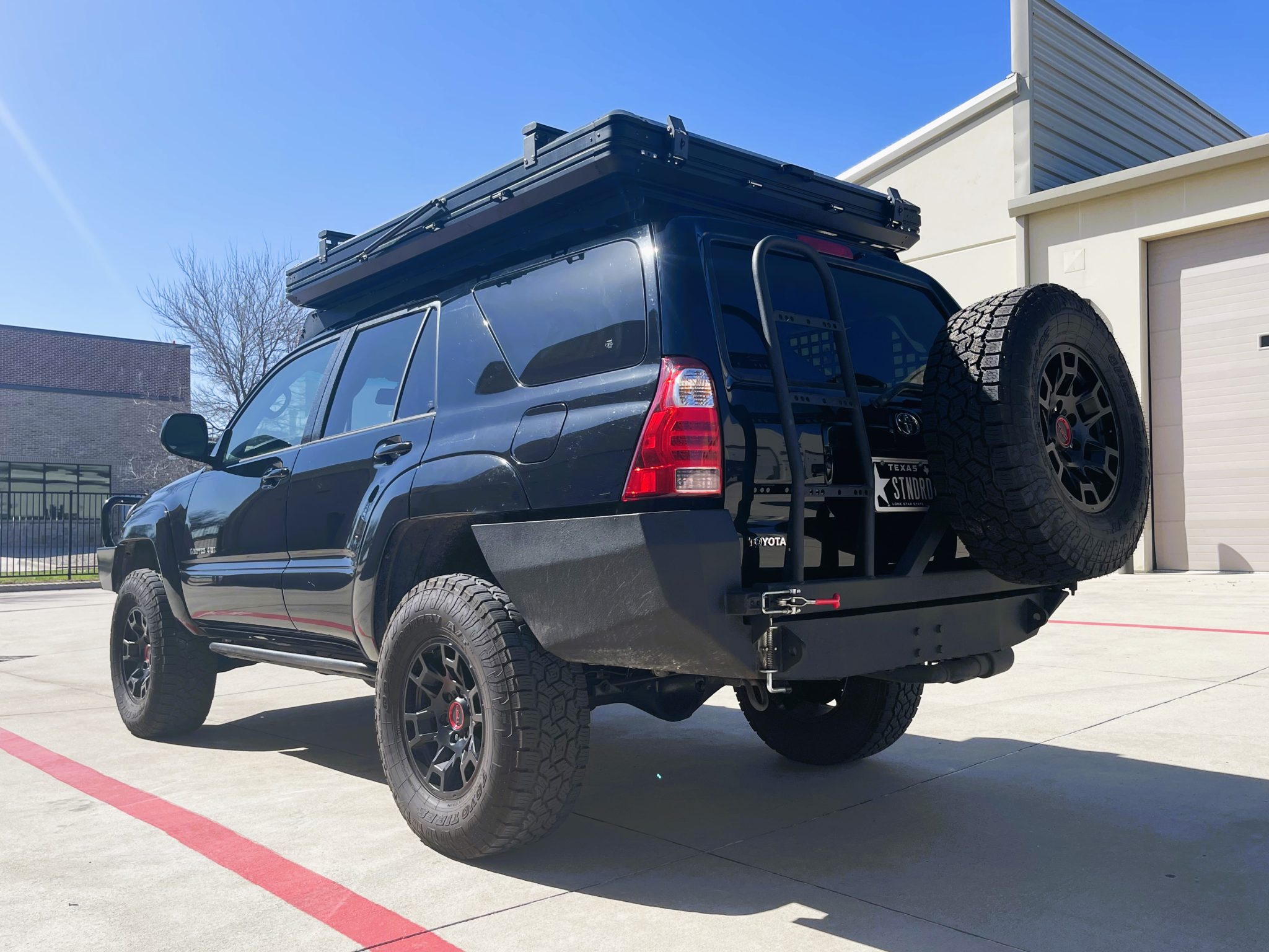 Modified 2005 Toyota 4Runner Limited V8 4WD