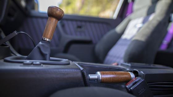 S52-Powered BMW E30 by CAtuned