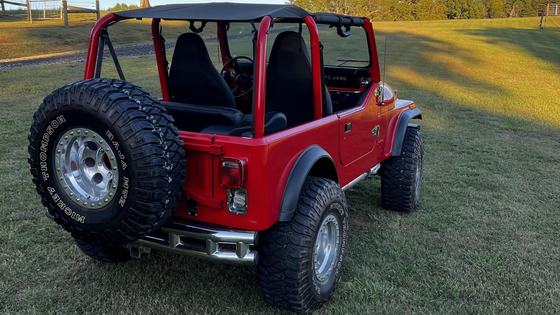 1986 Jeep CJ-7 by Chadaboon