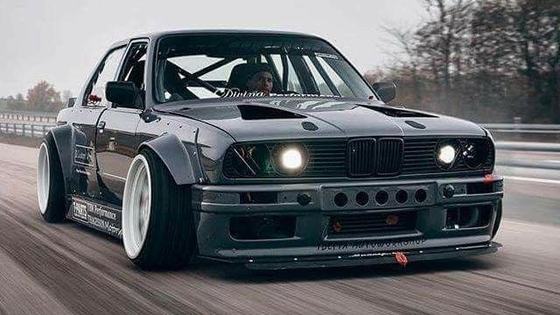 Dirty Thirty BMW E30 Drift Build by Daniel Lavman