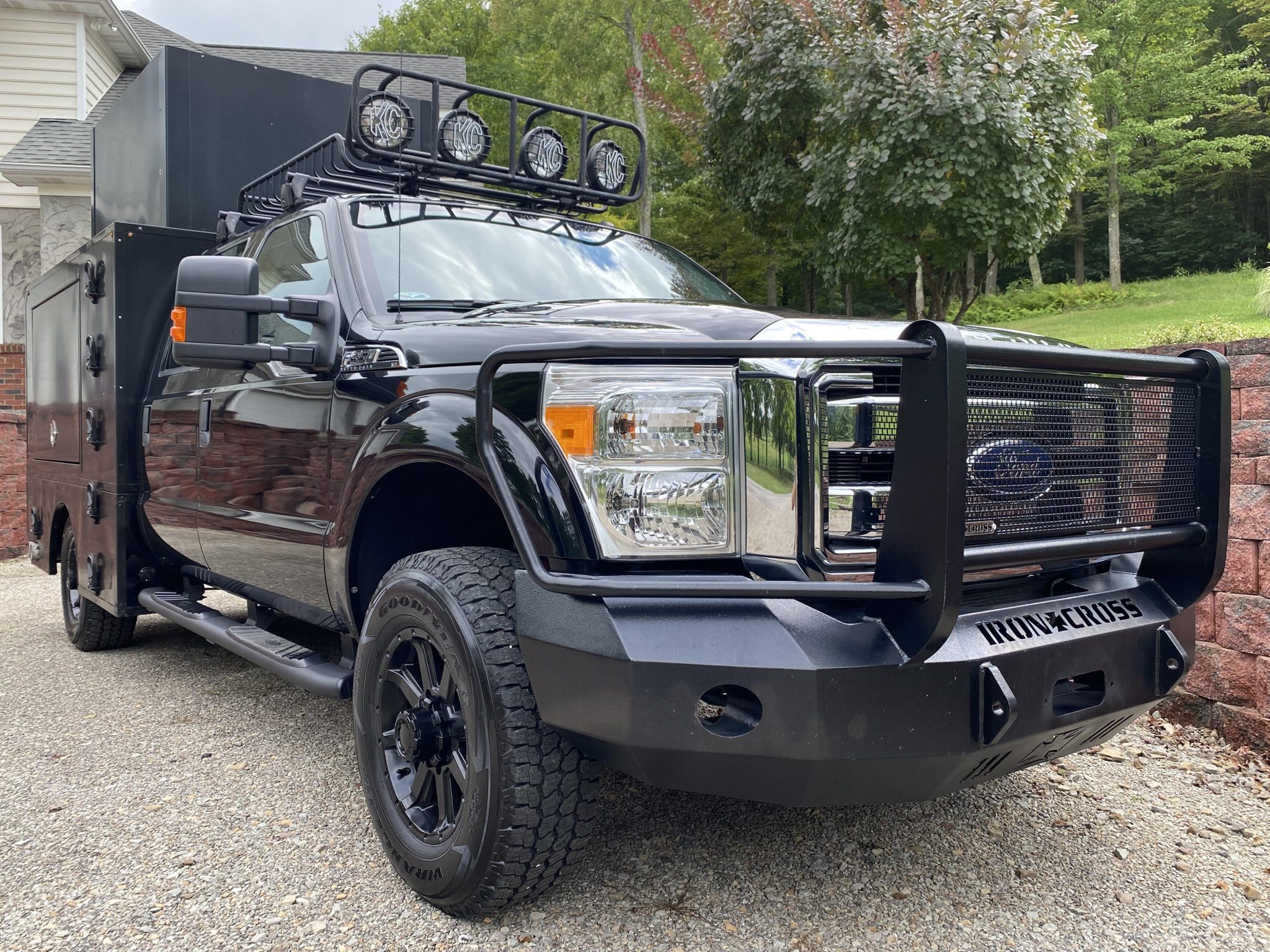 Custom Utility Box 2015 Ford F-350 Super Duty