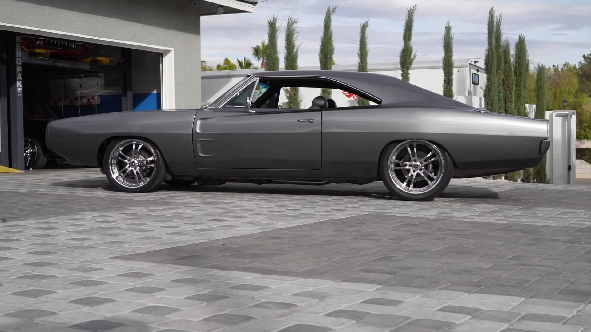 600hp 513ci Dodge Charger 500 Restomod