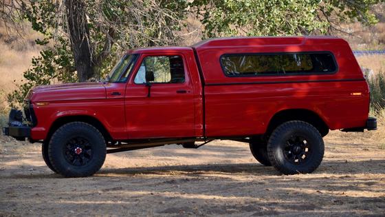 1977 Ford F-250 Custom 4x4 Pickup