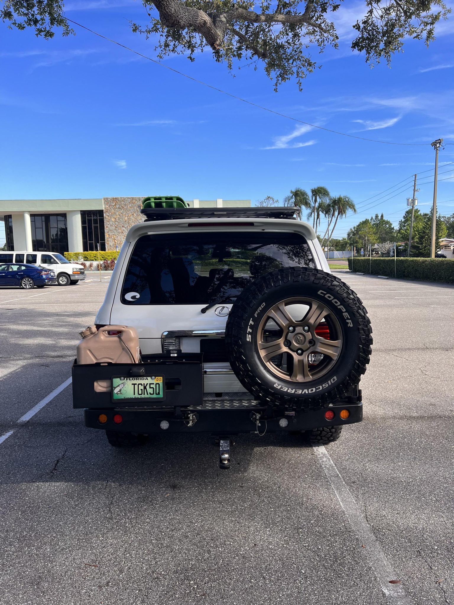 2004 Lexus LX470 Modified