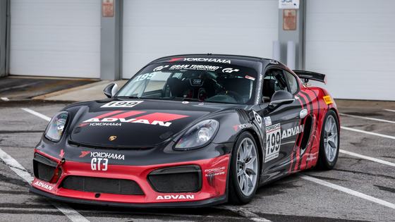 3.8L Flat-Six Porsche Cayman GT4 Clubsport Race Car