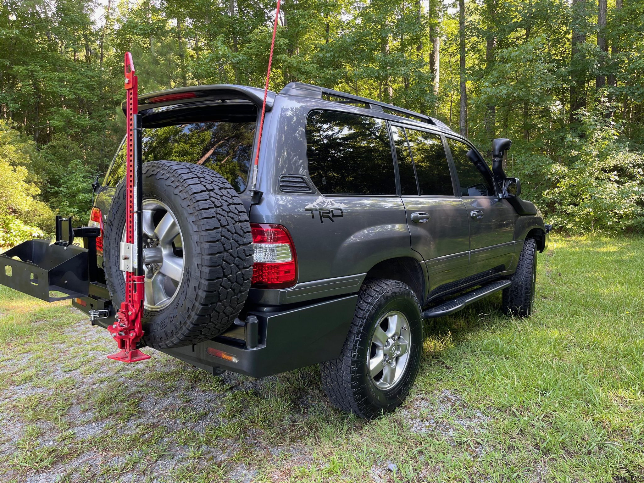 2006 Toyota Land Cruiser UZJ100 with ARB Lockers