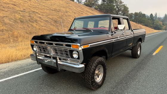 1977 Ford F-250 Custom Highboy Crew Cab 4×4