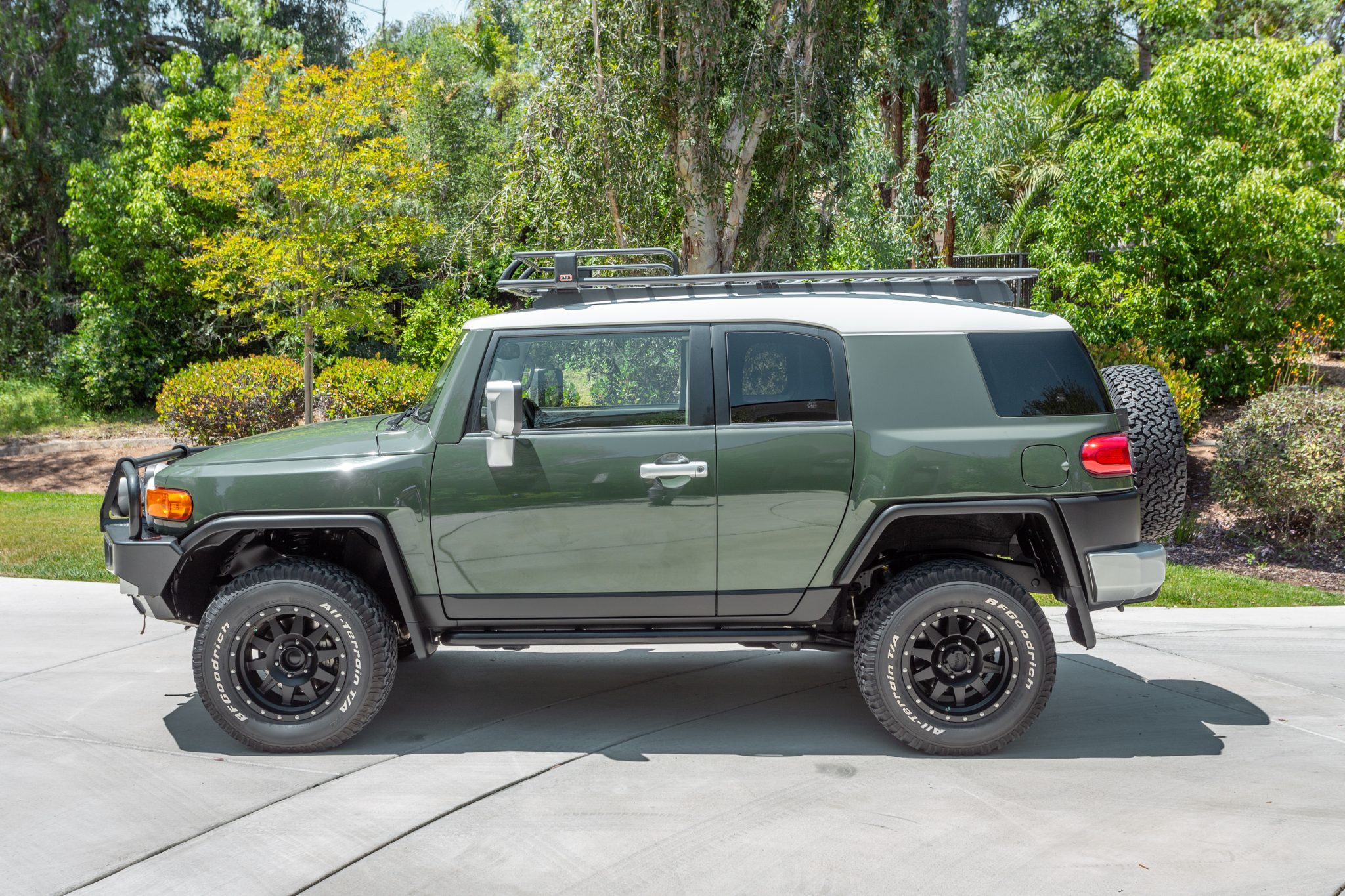 Xplore Adventure Series 2012 Toyota FJ Cruiser