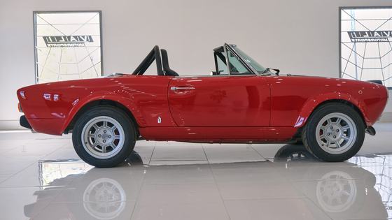1980 Fiat 124 Spider by Valimotorsports