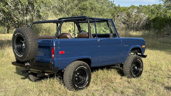 1975 Ford Bronco by KrisLH