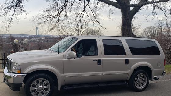 2003 Ford Excursion XLT by Becker Automotive Design