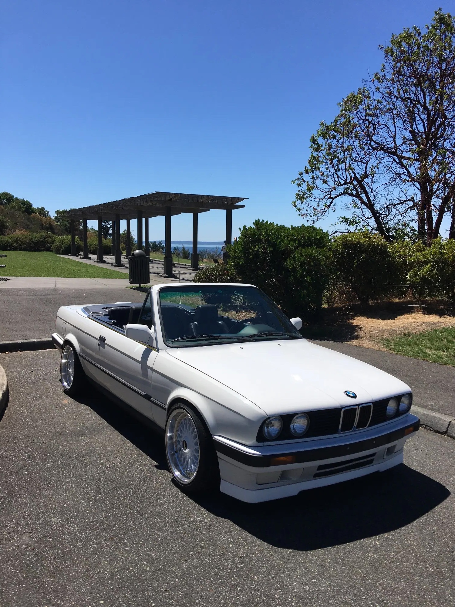 1991 BMW 3 Series on BBS RC090 Wheels