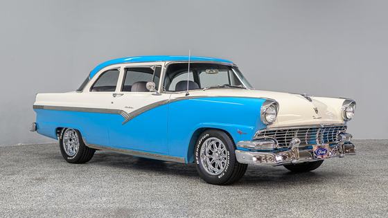 600hp 1956 Ford Club Sedan Restomod