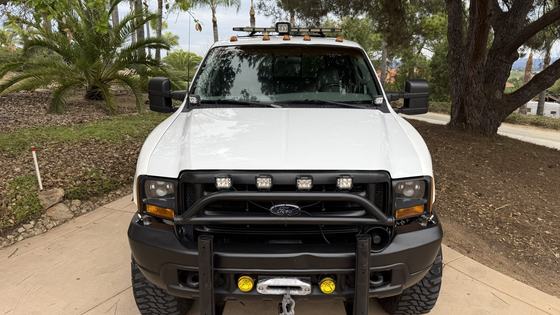 Modified 2003 Ford F-550 Super Duty 4x4