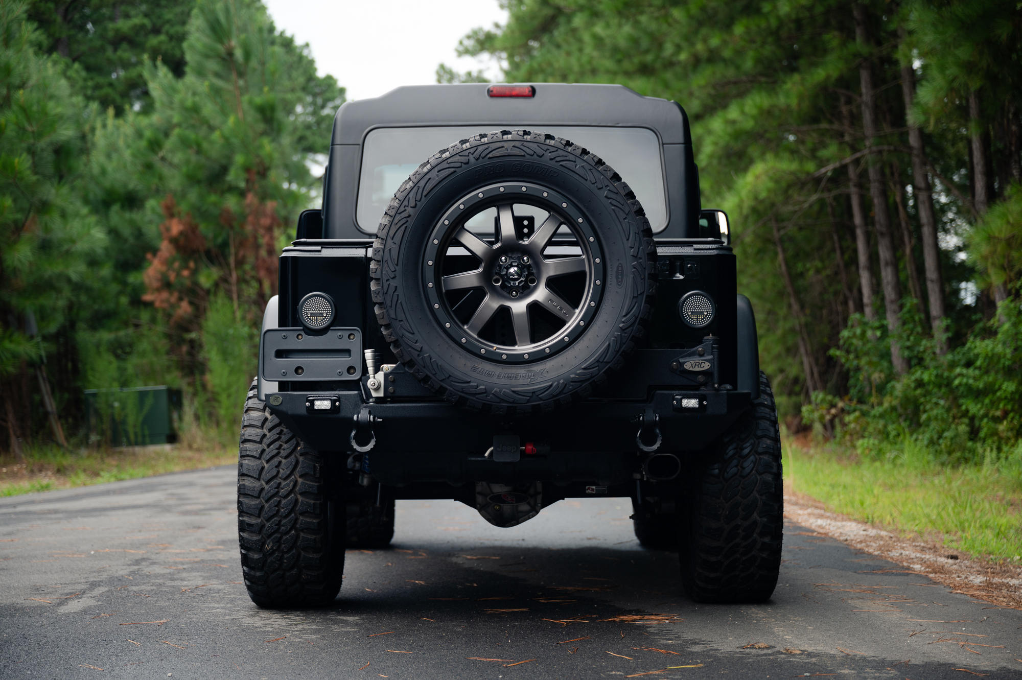 2006 Jeep Wrangler Unlimited by AEV