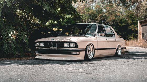 BMW E28 518i by Kevin Zimmermann