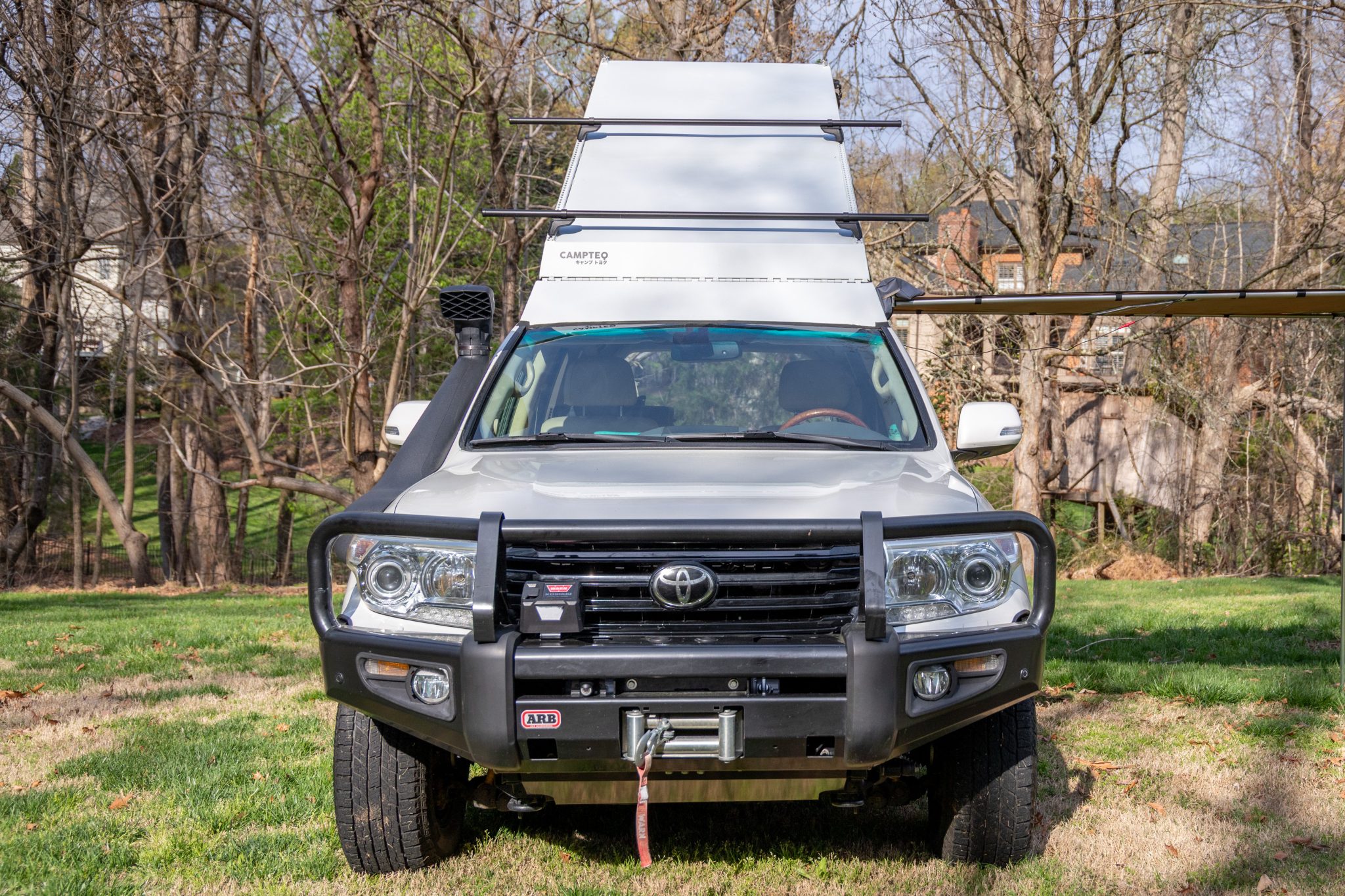 2014 Toyota Land Cruiser URJ200 Overland by WC54Fann
