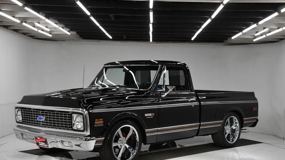 LS-Powered 1972 Chevrolet C10 Cheyenne Super
