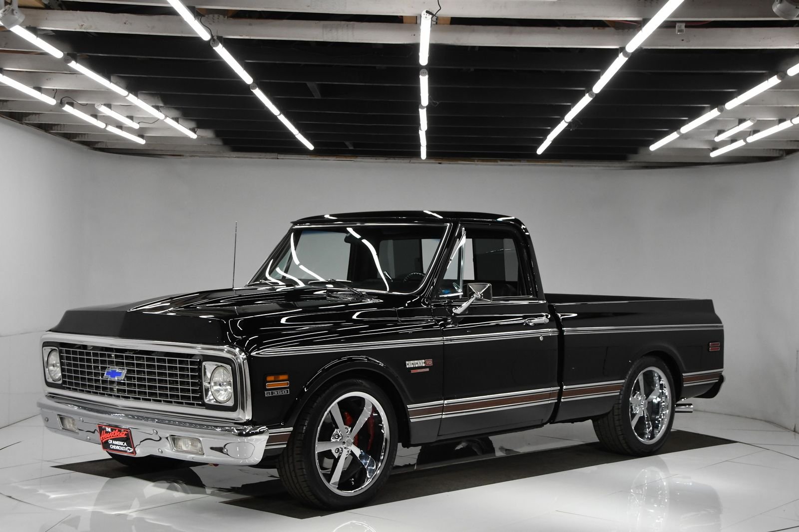 LS-Powered 1972 Chevrolet C10 Cheyenne Super