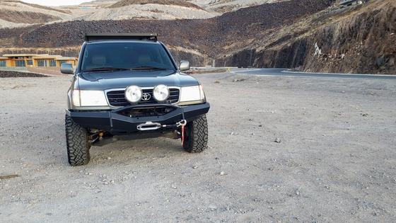 2000 Toyota Land Cruiser UZJ100