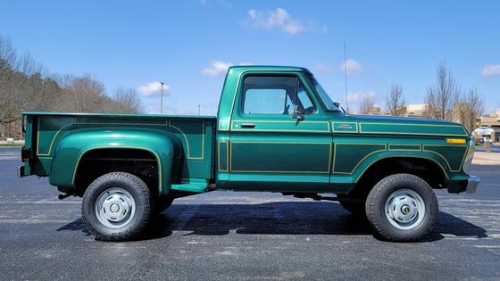 1977 Ford F-150 Custom Flareside 4x4