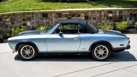 1983 Fiat Pininfarina Spider Azzurra by Carltest