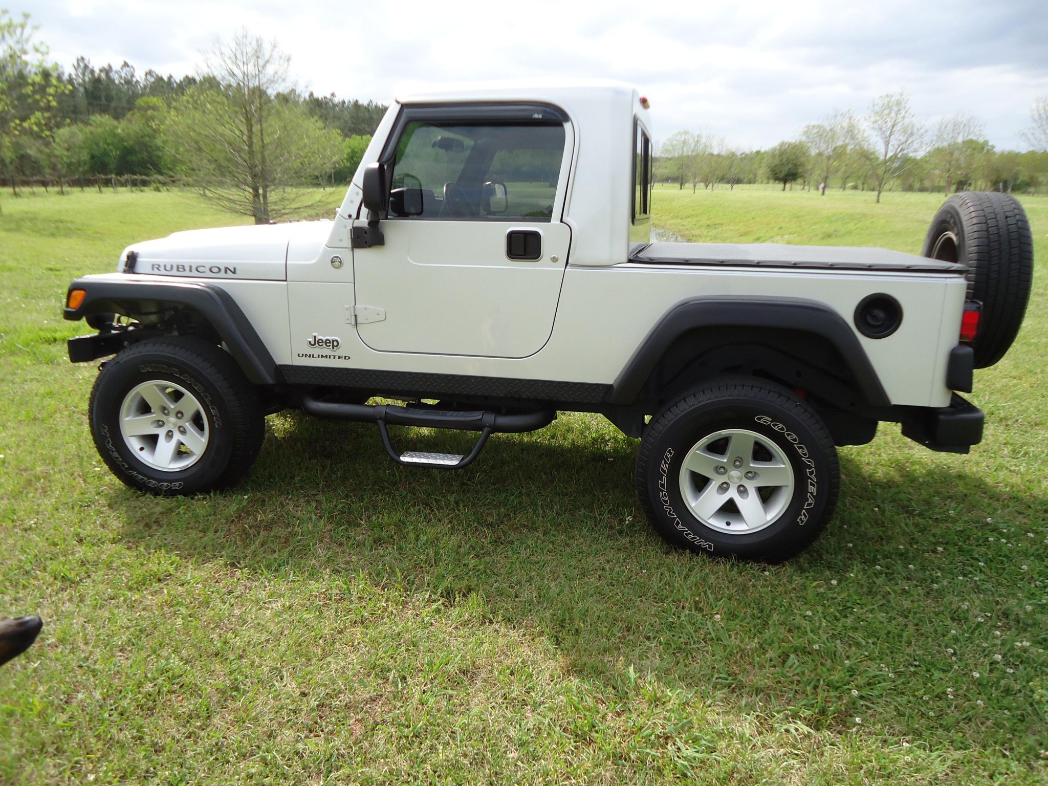 Modified 2005 Jeep Wrangler Unlimited Rubicon