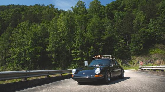 1972 Porsche 911 SC by Aaron Hatz