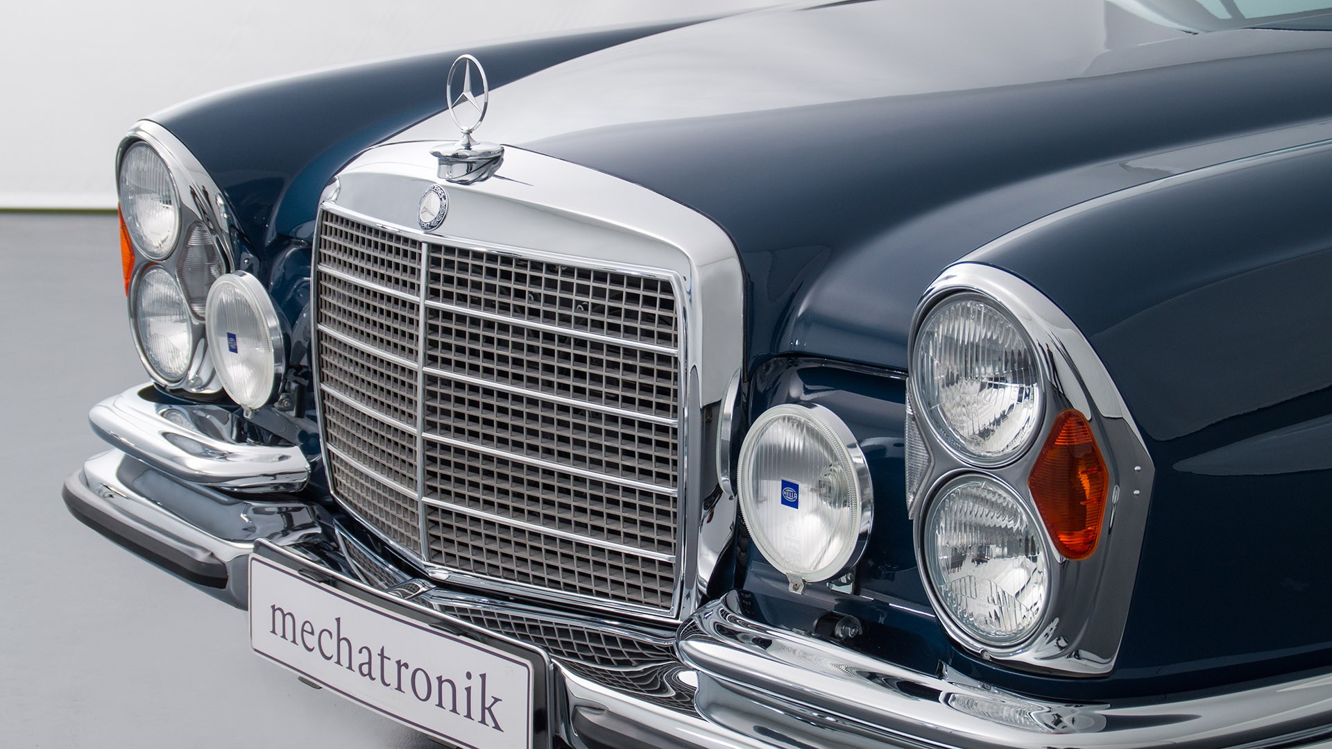 360hp Restomod Mercedes-Benz W111 with AMG Power