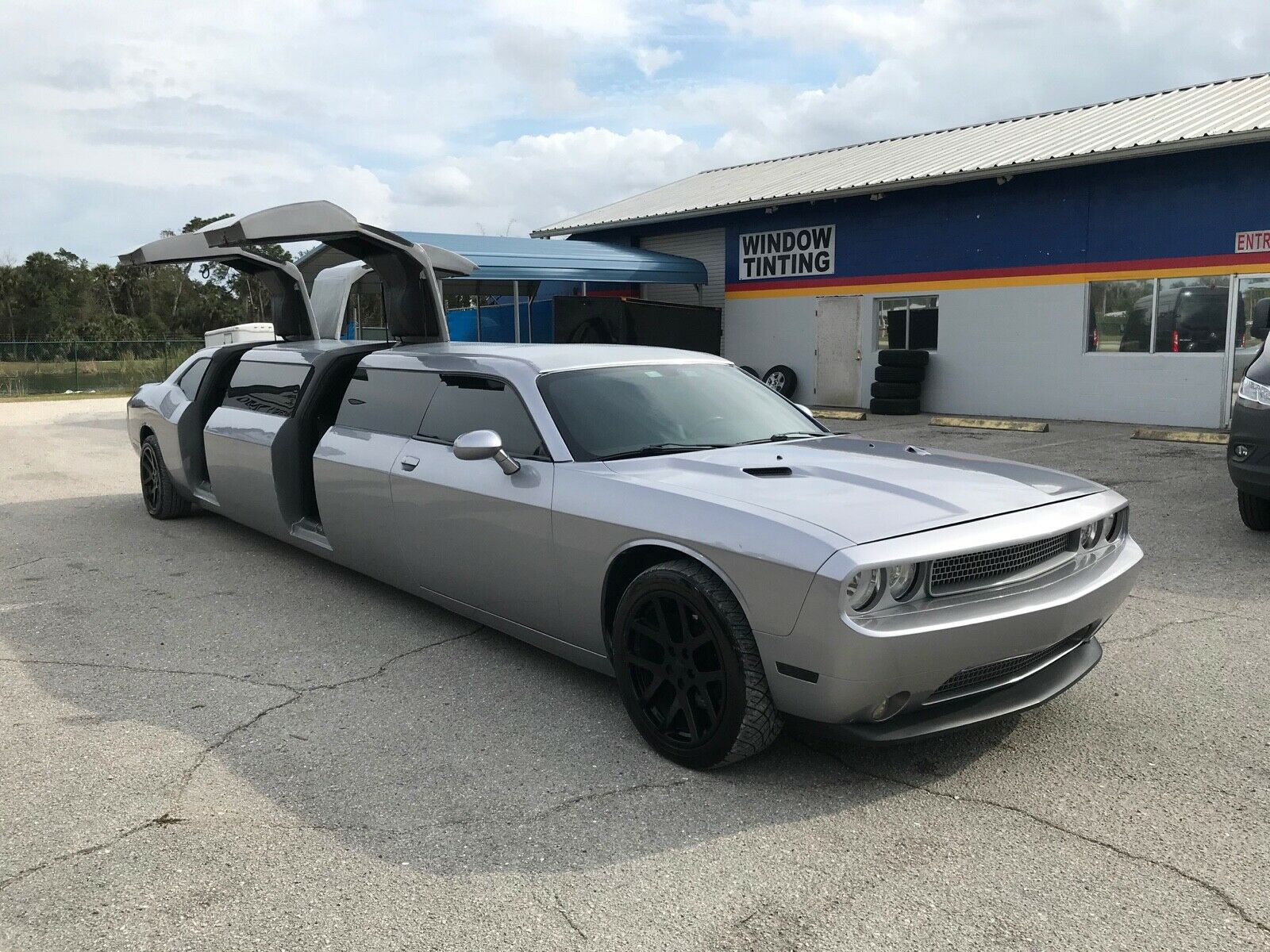 Custom Dodge Challenger Limo