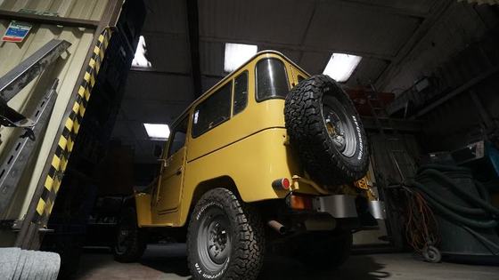 Lexus V8-Powered Toyota Land Cruiser FJ40 Restomod