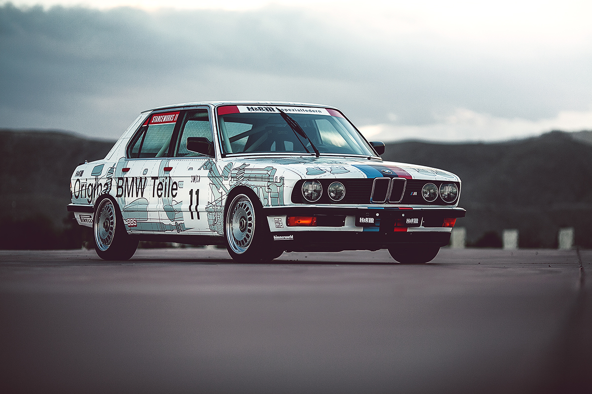 1984 BMW E28 M5 by Mike Burroughs