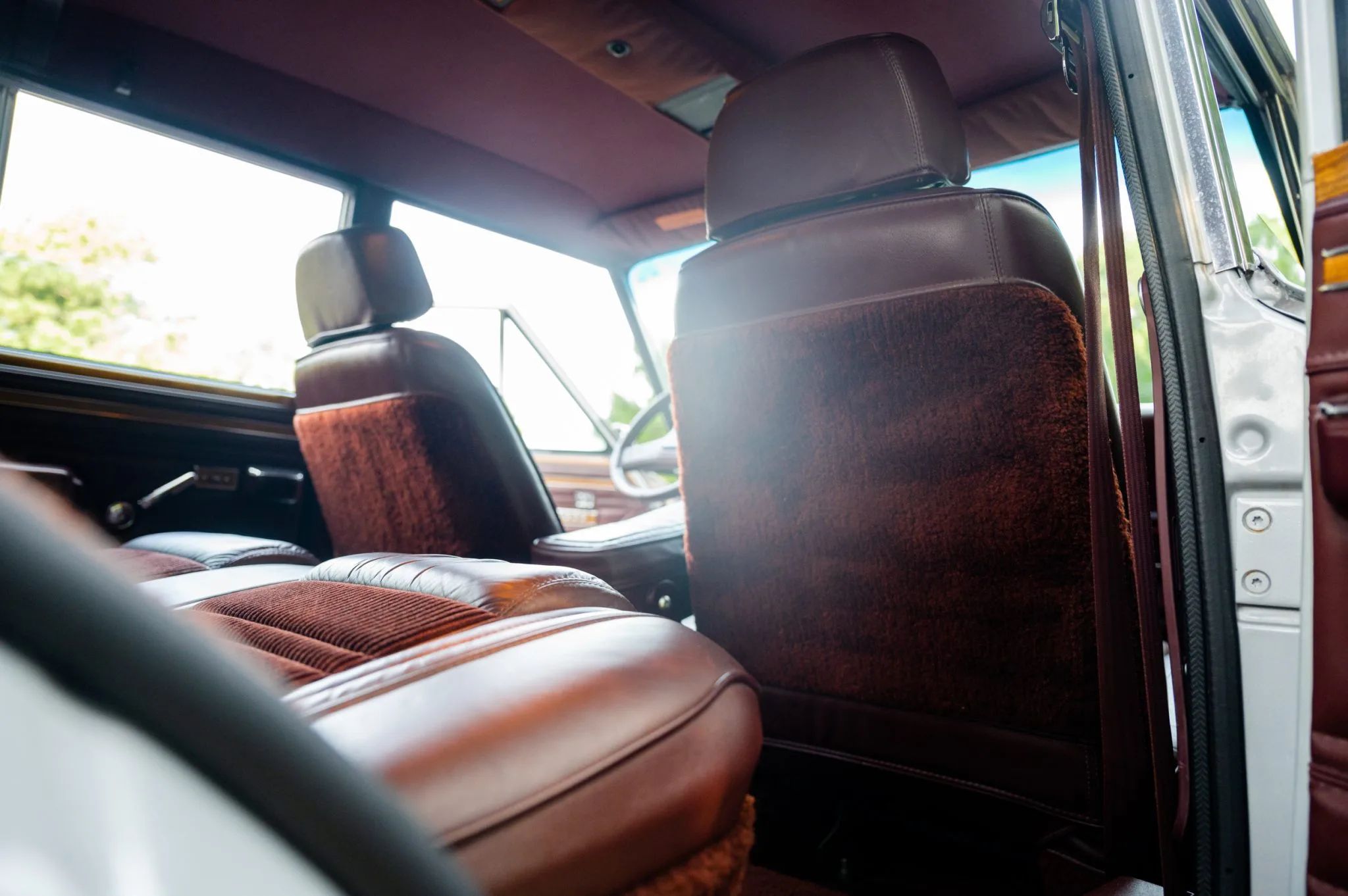 500hp EV-Converted Jeep Grand Wagoneer SJ