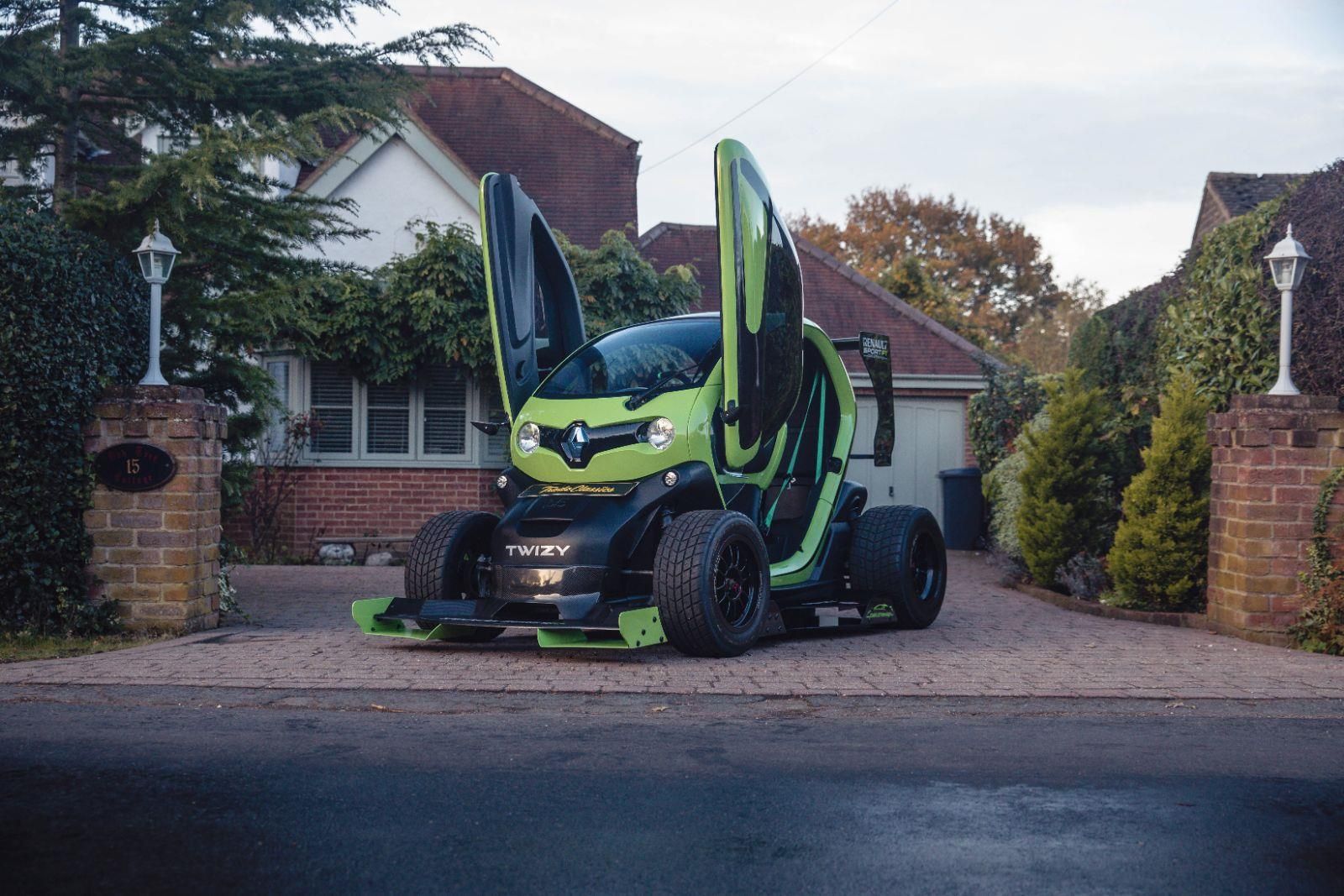 Renault Twizy F1 Oakley Design Microcar