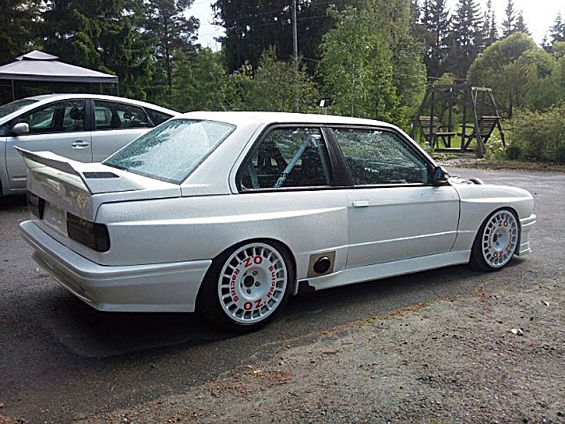 833hp Turbocharged BMW E30 323i